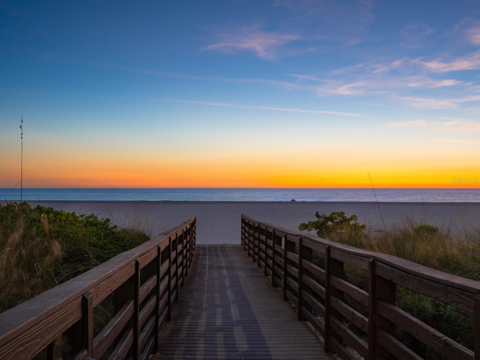 ORCHID BEACH CLUB CONDOS FOR SALE Residences for sale in Sarasota